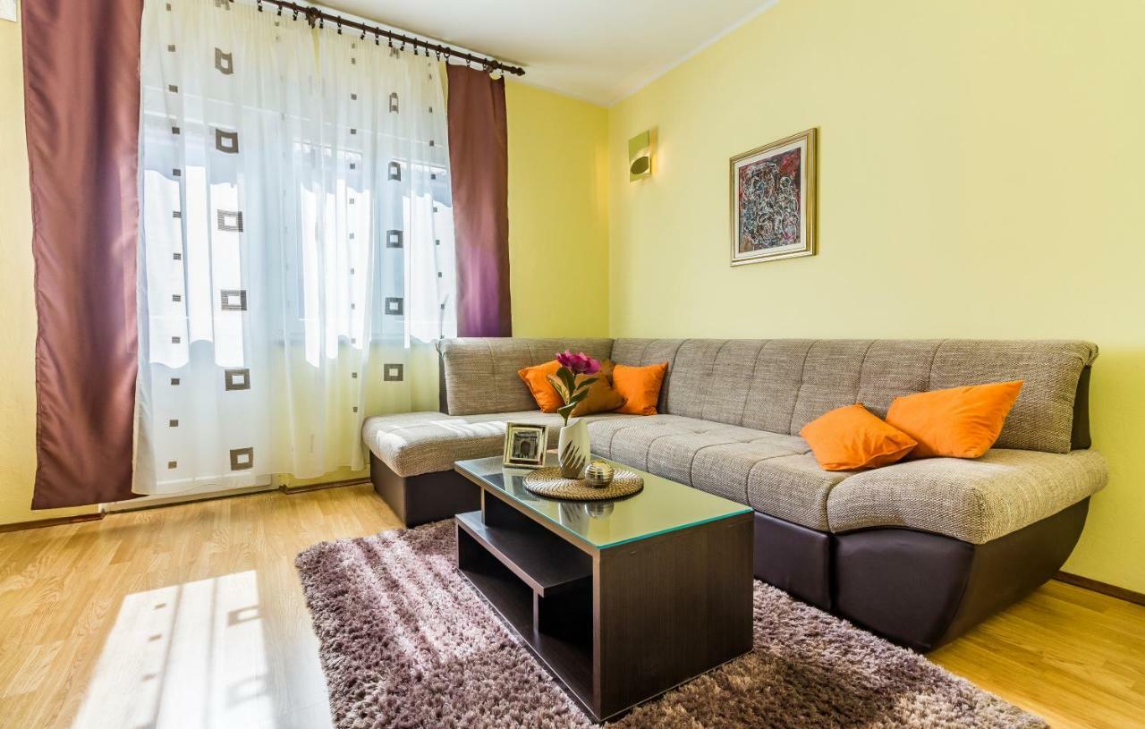 Pula Apartment 外观 照片
