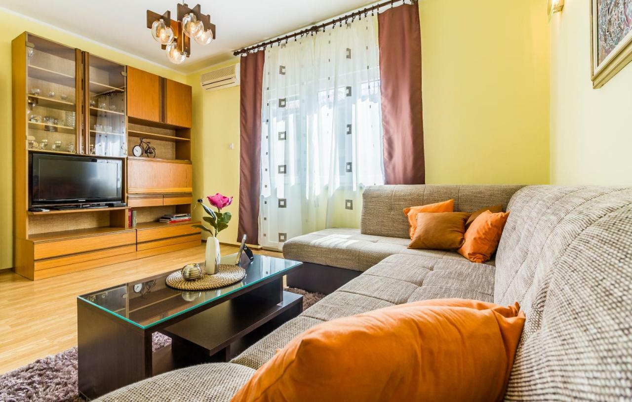 Pula Apartment 外观 照片